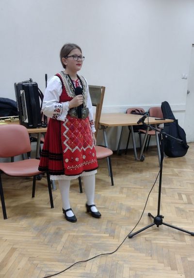 ПРОДУКЦИЯ НА ШКОЛИТЕ КЪМ ЧИТАЛИЩЕТО 2