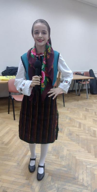 ПРОДУКЦИЯ НА ШКОЛИТЕ КЪМ ЧИТАЛИЩЕТО 8