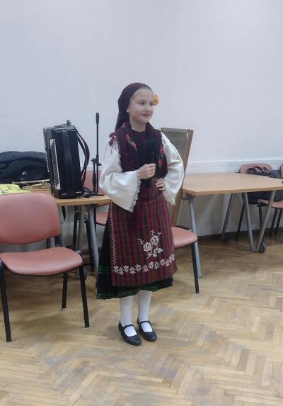 ПРОДУКЦИЯ НА ШКОЛИТЕ КЪМ ЧИТАЛИЩЕТО 9