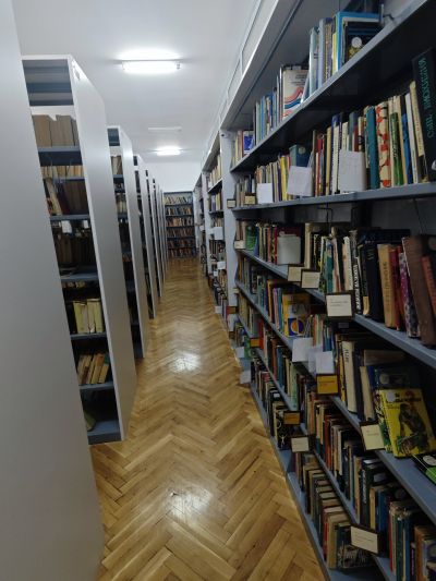 Библиотека за възрастни 8